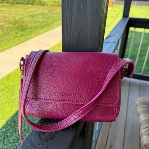 Portland Leather COSMO Metro Crossbody ~ medium